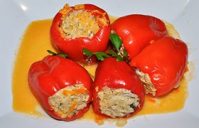 Фаршированные перцы мясом и рисом